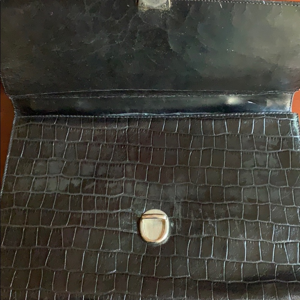SOLD ✅ Leather Attaché Bag - Croc Print - Picture 4 of 12